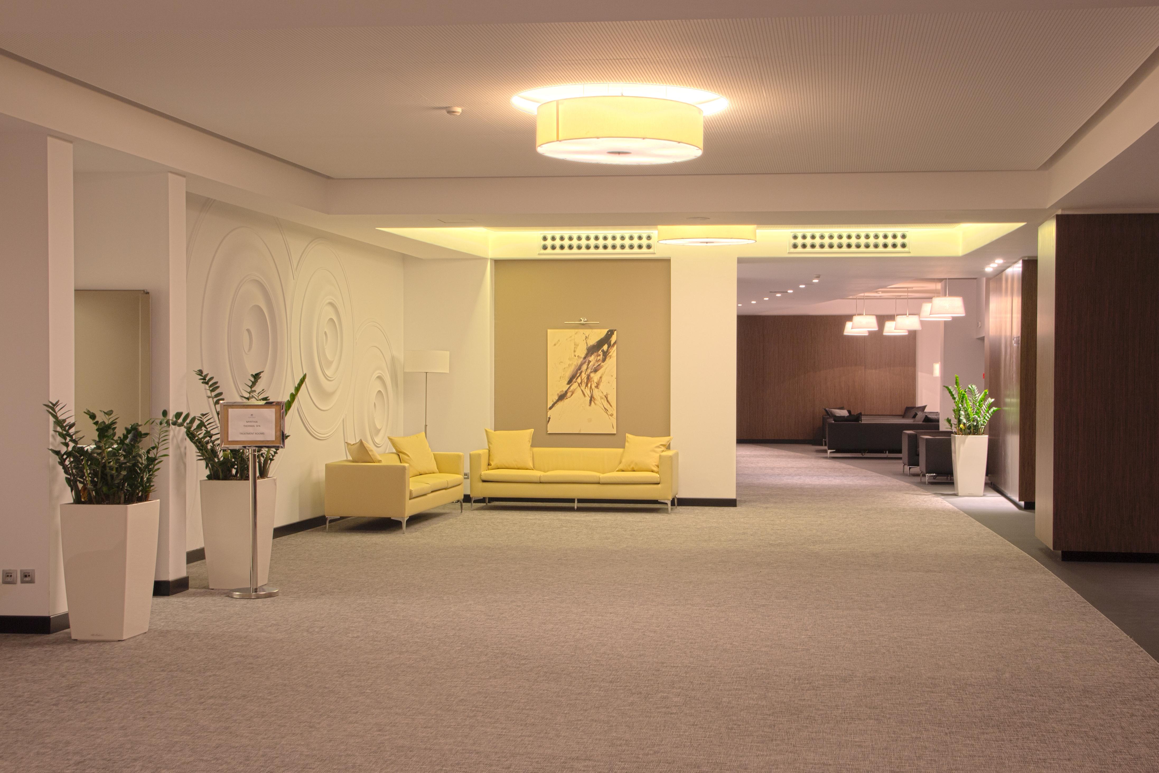 Miraggio Thermal Spa Resort Paliouri Exterior foto The lobby of the hotel