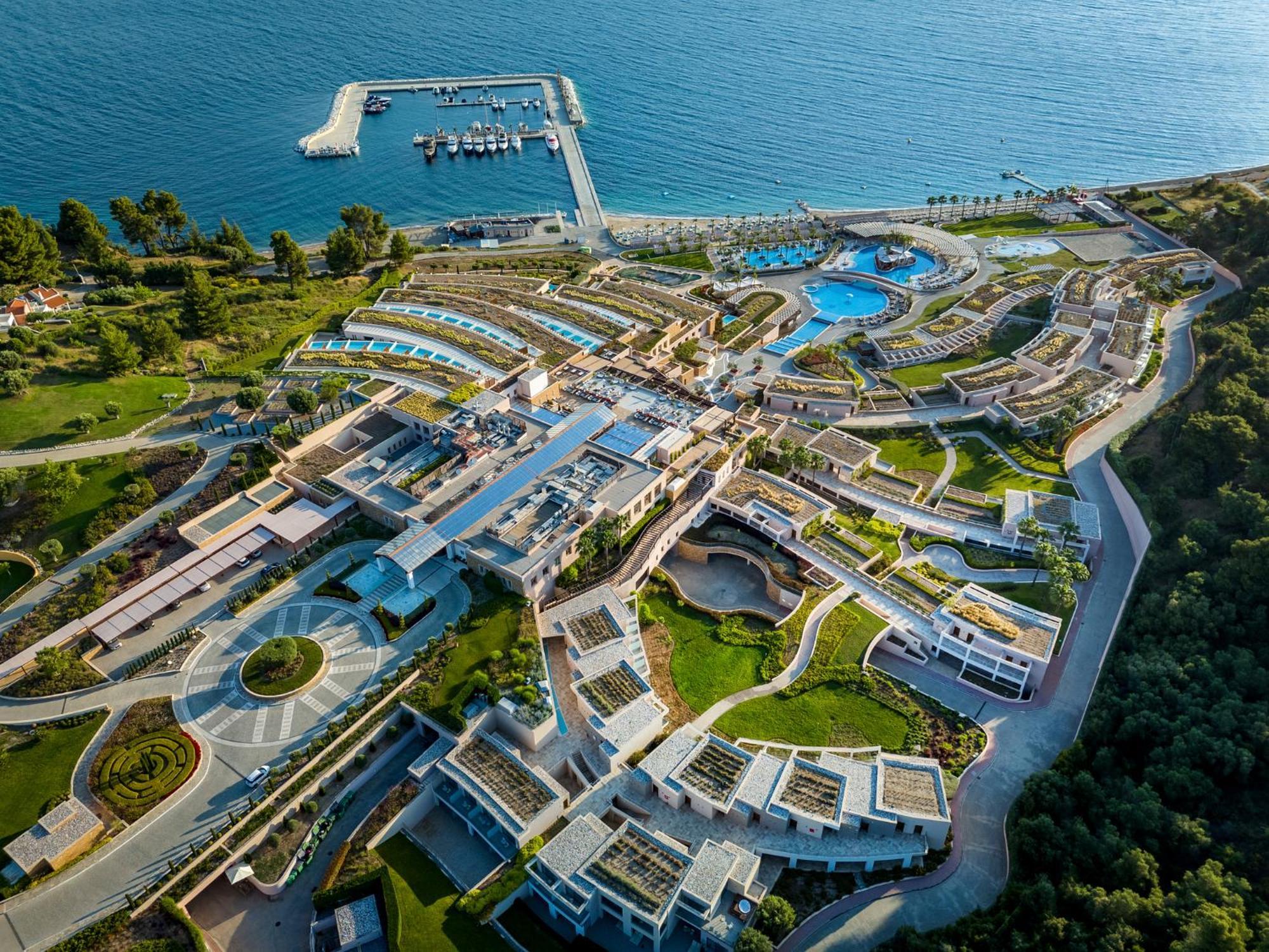 Miraggio Thermal Spa Resort Paliouri Exterior foto Aerial view of the resort